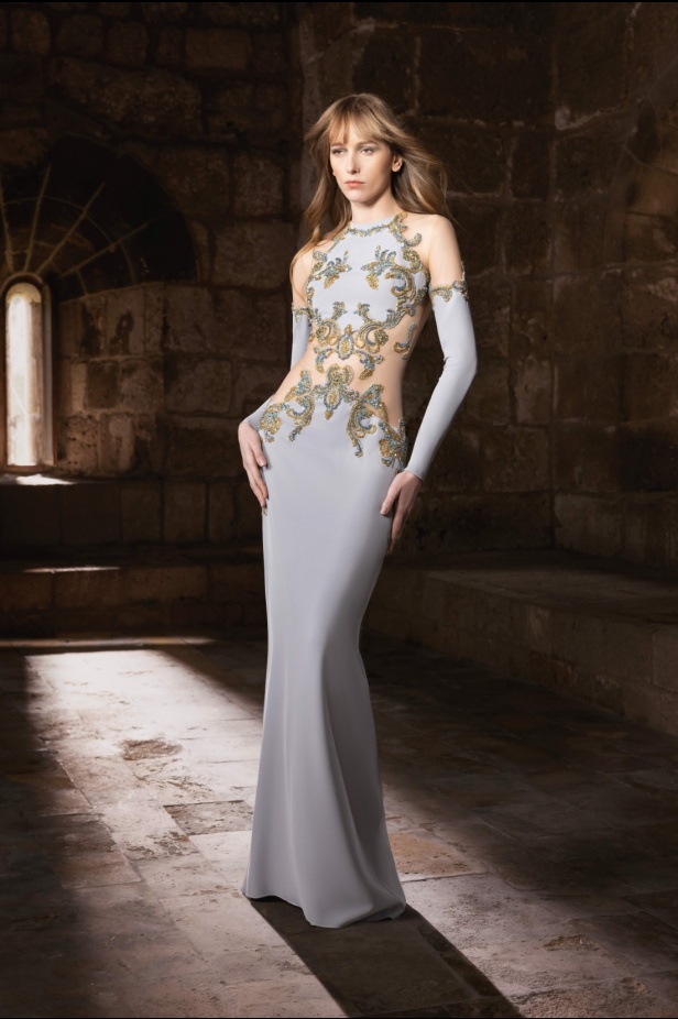 "من الحرير والصلب"... مجموعة طوني ورد لخريف وشتاء 2025 تستكشف التناقضات بلمسة من الرقي والأناقة