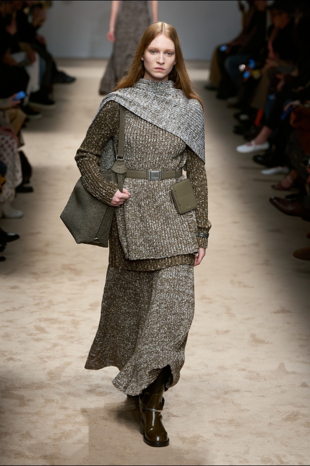 الفن يعانق الموضة في مجموعة Tod’s لخريف وشتاء 2025