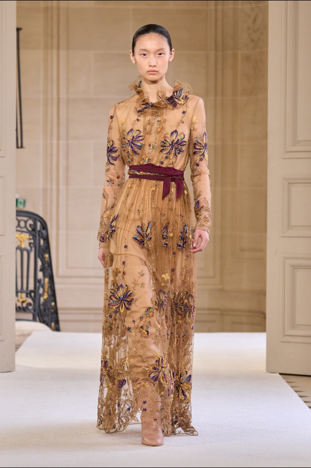 مجموعة Giambattista Valli لخريف وشتاء 2025