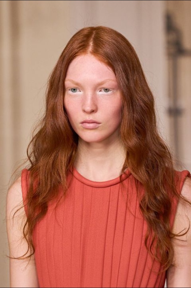 مجموعة Gimbattista Valli لخريف وشتاء 2025