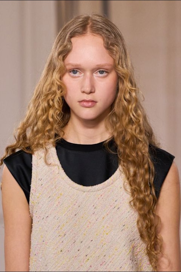 مجموعة Gimbattista Valli لخريف وشتاء 2025