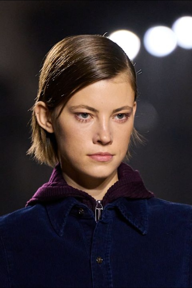  Victoria Beckham لخريف وشتاء 2025 في باريس