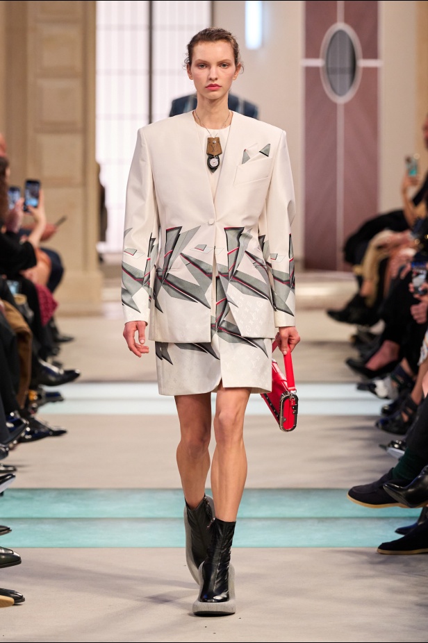 مجموعة Louis Vuitton لخريف وشتاء 2025