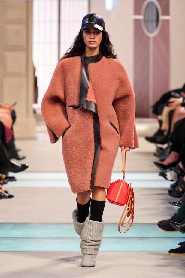 مجموعة Louis Vuitton لخريف وشتاء 2025