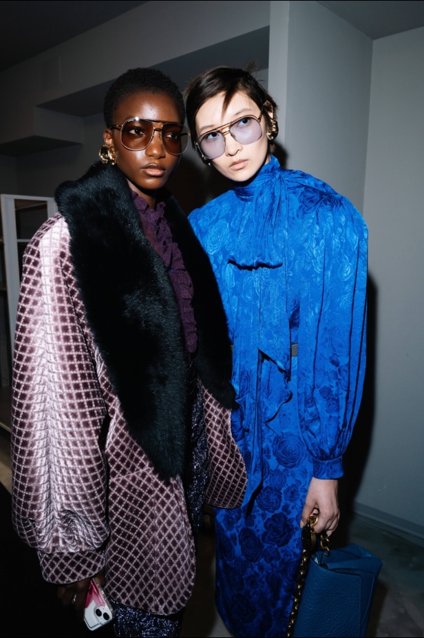 غوتشي هي فلورنسا، وفلورنسا هي غوتشي... عرض كروز 2026 يحتفي بالجذور والإرث من قلب أرشيف الدار