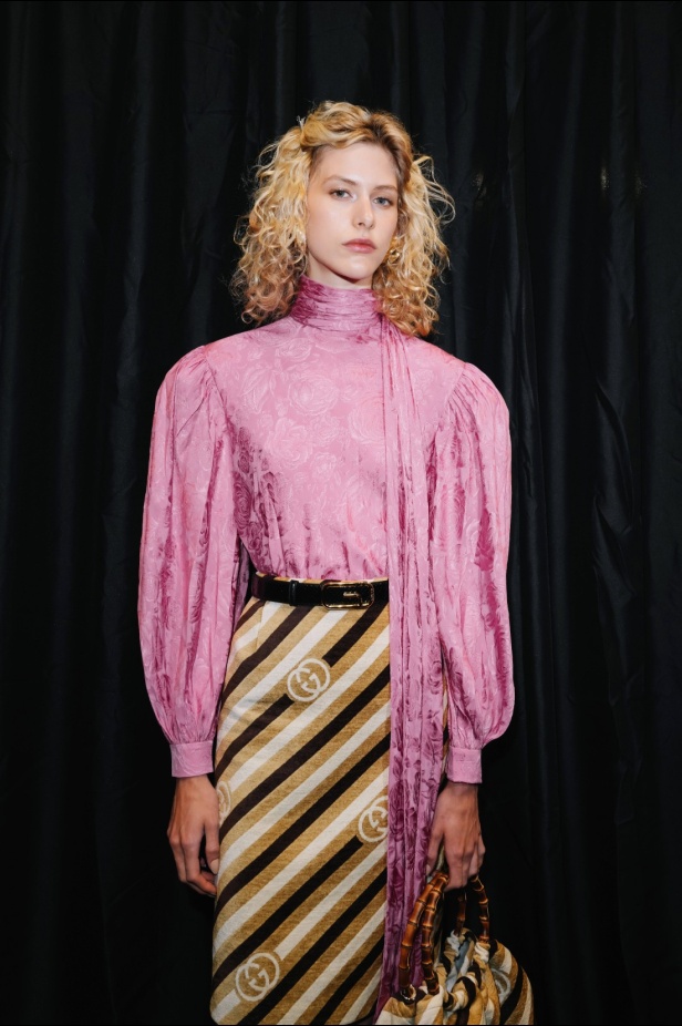 غوتشي هي فلورنسا، وفلورنسا هي غوتشي... عرض كروز 2026 يحتفي بالجذور والإرث من قلب أرشيف الدار