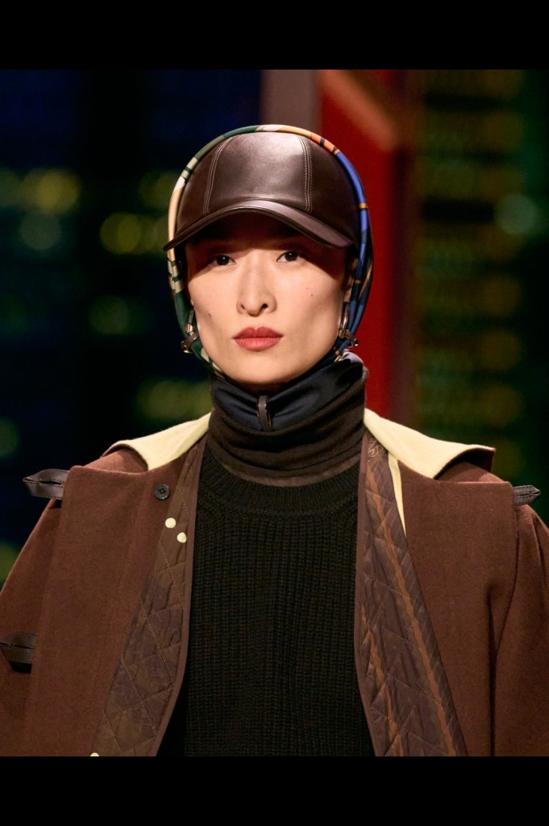 Hermès تكتب فصلًا ثانيًا في شنغهاي... مجموعة خريف وشتاء 2025 مستعدة للانطلاق!