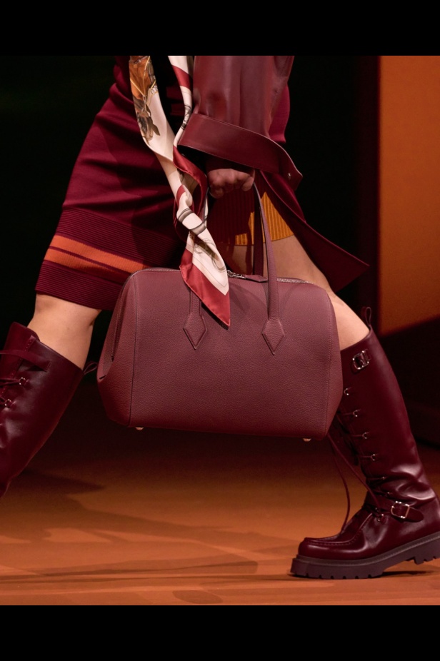 Hermès تكتب فصلًا ثانيًا في شنغهاي... مجموعة خريف وشتاء 2025 مستعدة للانطلاق!