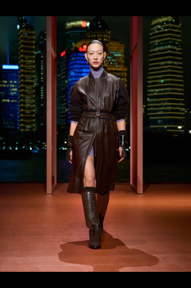 Hermès تكتب فصلًا ثانيًا في شنغهاي... مجموعة خريف وشتاء 2025 مستعدة للانطلاق!