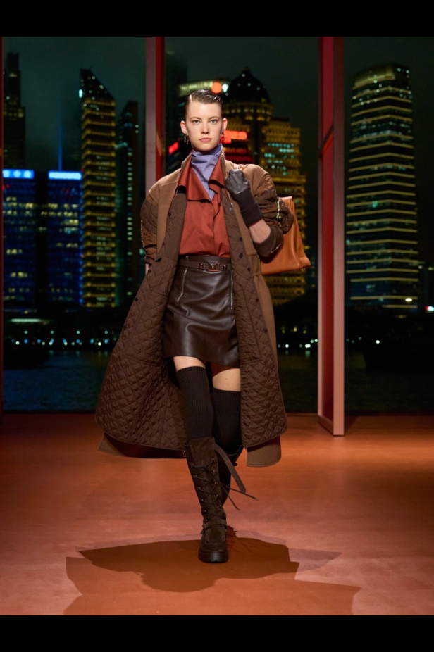 Hermès تكتب فصلًا ثانيًا في شنغهاي... مجموعة خريف وشتاء 2025 مستعدة للانطلاق!