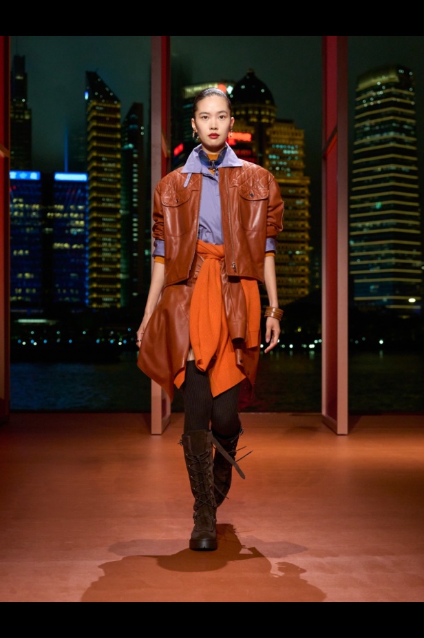 Hermès تكتب فصلًا ثانيًا في شنغهاي... مجموعة خريف وشتاء 2025 مستعدة للانطلاق!