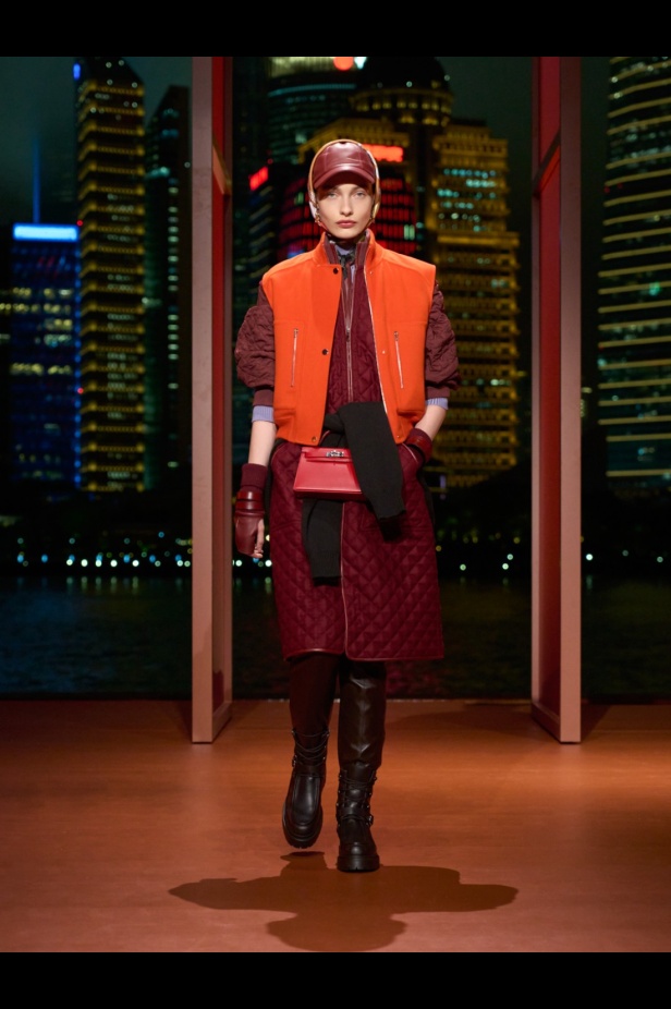 Hermès تكتب فصلًا ثانيًا في شنغهاي... مجموعة خريف وشتاء 2025 مستعدة للانطلاق!