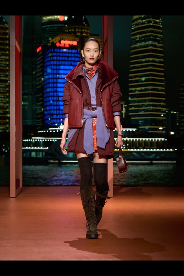 Hermès تكتب فصلًا ثانيًا في شنغهاي... مجموعة خريف وشتاء 2025 مستعدة للانطلاق!