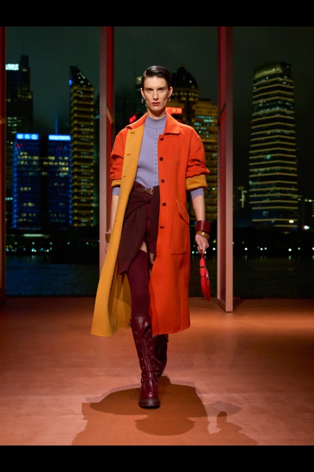 Hermès تكتب فصلًا ثانيًا في شنغهاي... مجموعة خريف وشتاء 2025 مستعدة للانطلاق!