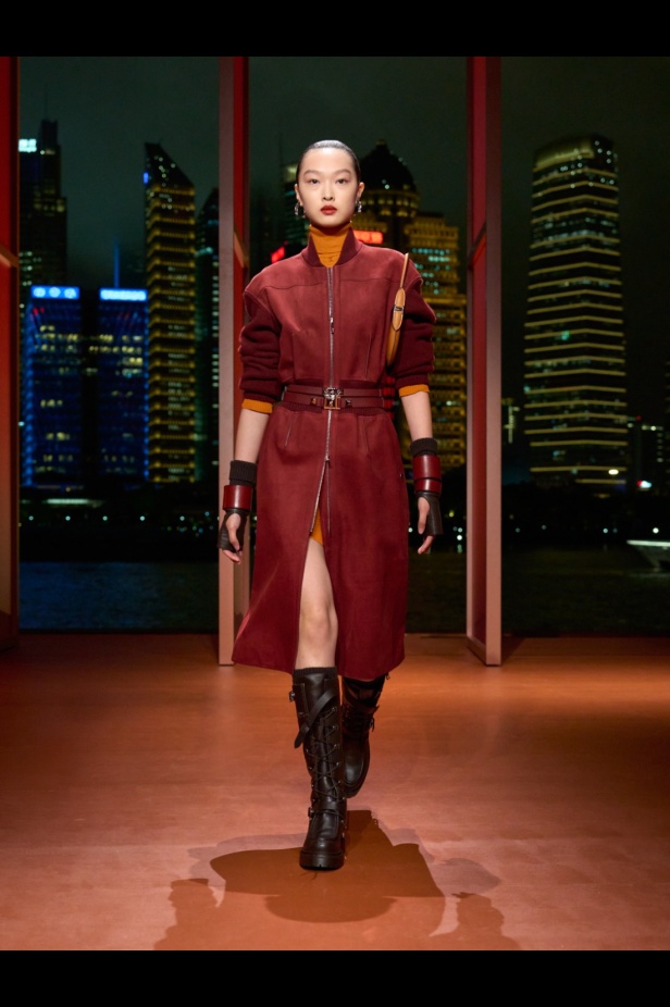 Hermès تكتب فصلًا ثانيًا في شنغهاي... مجموعة خريف وشتاء 2025 مستعدة للانطلاق!