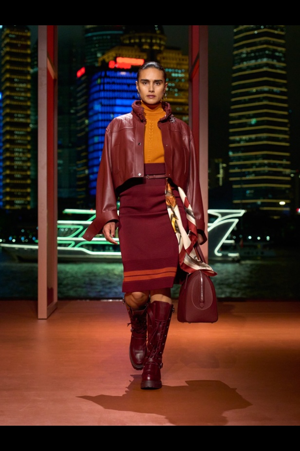 Hermès تكتب فصلًا ثانيًا في شنغهاي... مجموعة خريف وشتاء 2025 مستعدة للانطلاق!