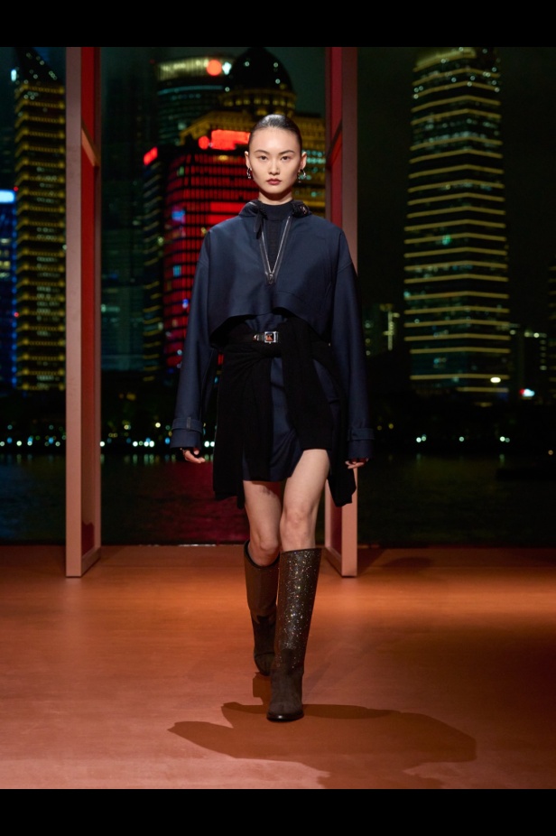 Hermès تكتب فصلًا ثانيًا في شنغهاي... مجموعة خريف وشتاء 2025 مستعدة للانطلاق!