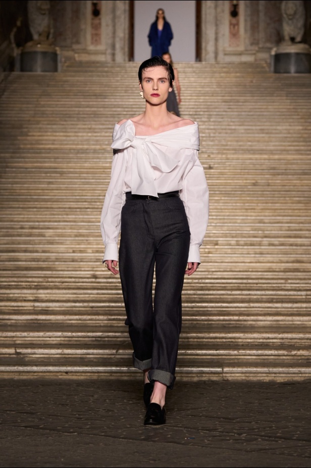 مجموعة Max Mara ريزورت 2026... احتفال بالأناقة الإيطالية الخالدة