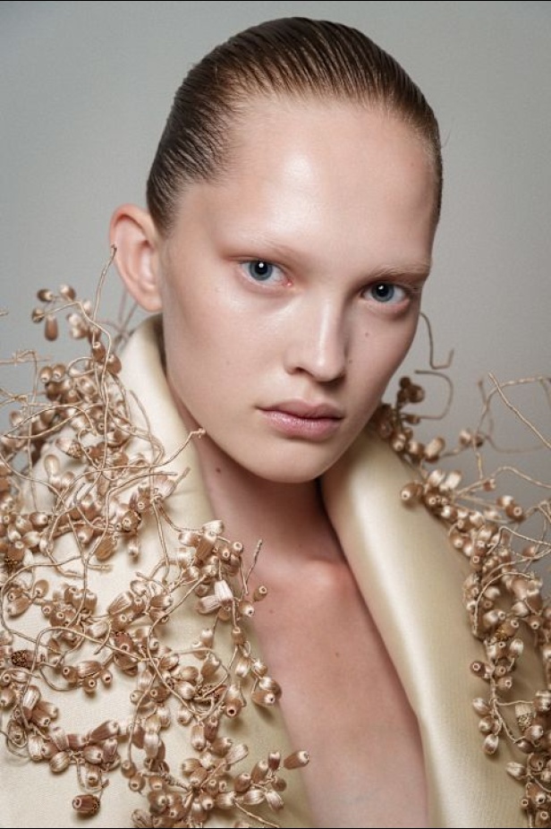 Ashi Studio خريف وشتاء 2025 للأزياء الراقية