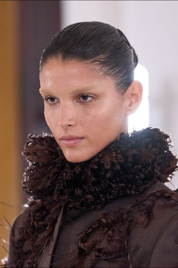 Ashi Studio خريف وشتاء 2025 للأزياء الراقية