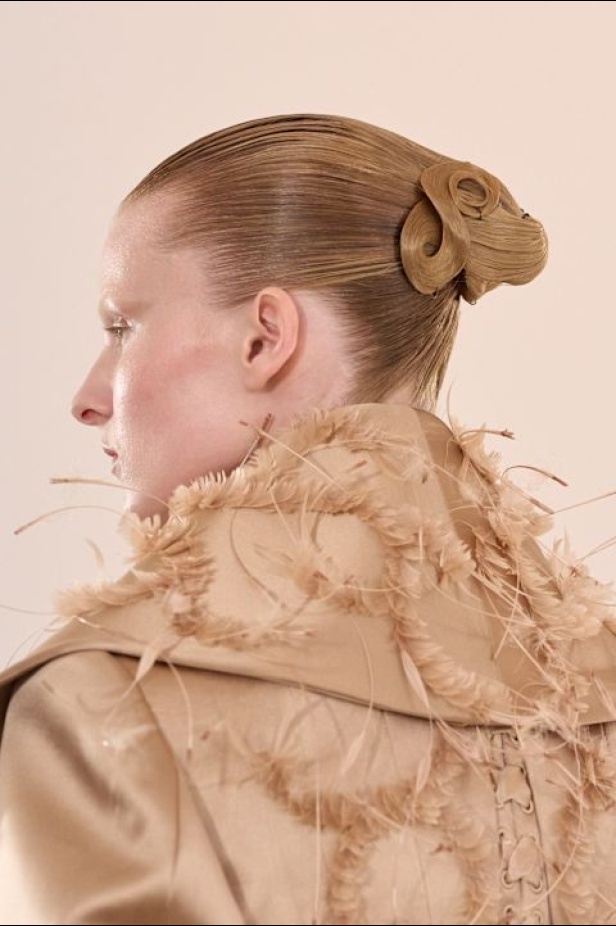 Ashi Studio خريف وشتاء 2025 للأزياء الراقية