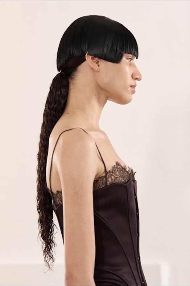 Ashi Studio خريف وشتاء 2025 للأزياء الراقية