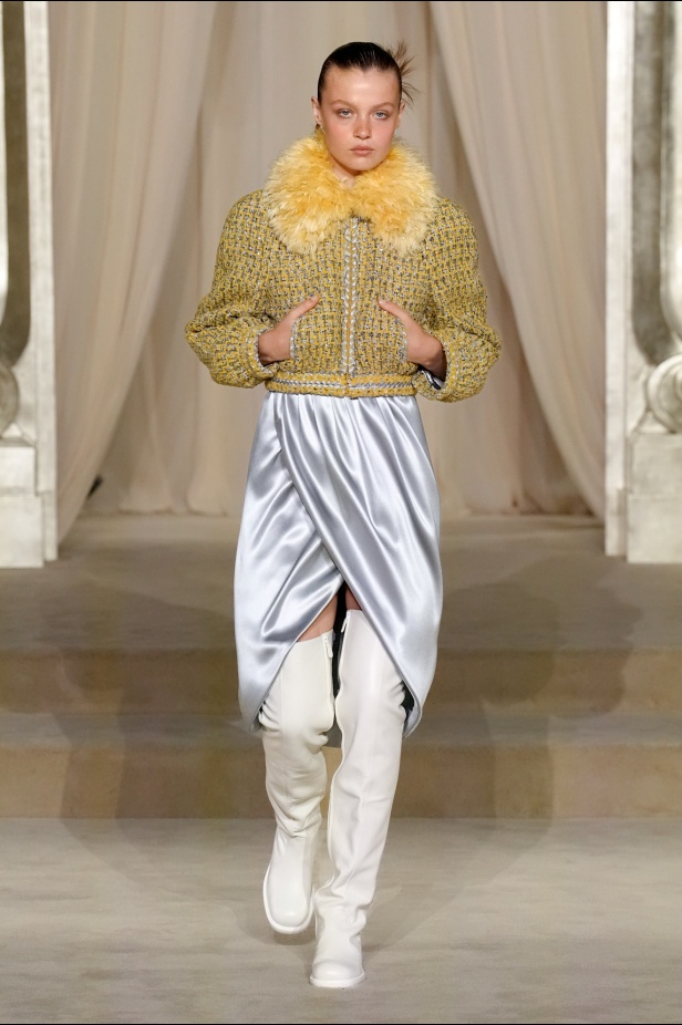 مجموعة Chanel للأزياء الراقية لموسم خريف وشتاء 2025-2026