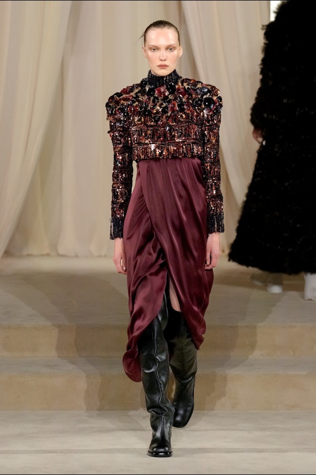 مجموعة Chanel للأزياء الراقية لموسم خريف وشتاء 2025-2026