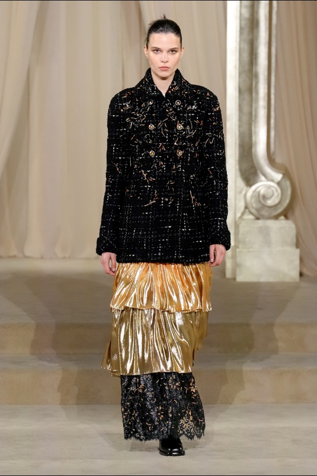 مجموعة Chanel للأزياء الراقية لموسم خريف وشتاء 2025-2026