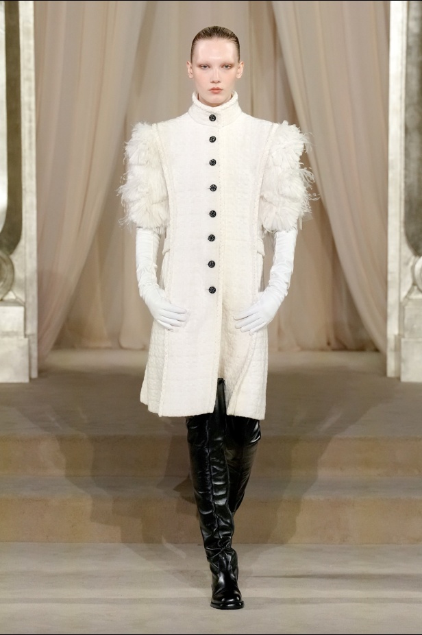 مجموعة Chanel للأزياء الراقية لموسم خريف وشتاء 2025-2026