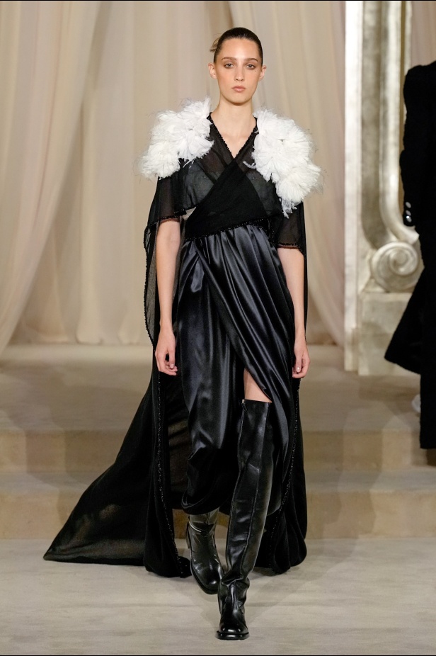 مجموعة Chanel للأزياء الراقية لموسم خريف وشتاء 2025-2026