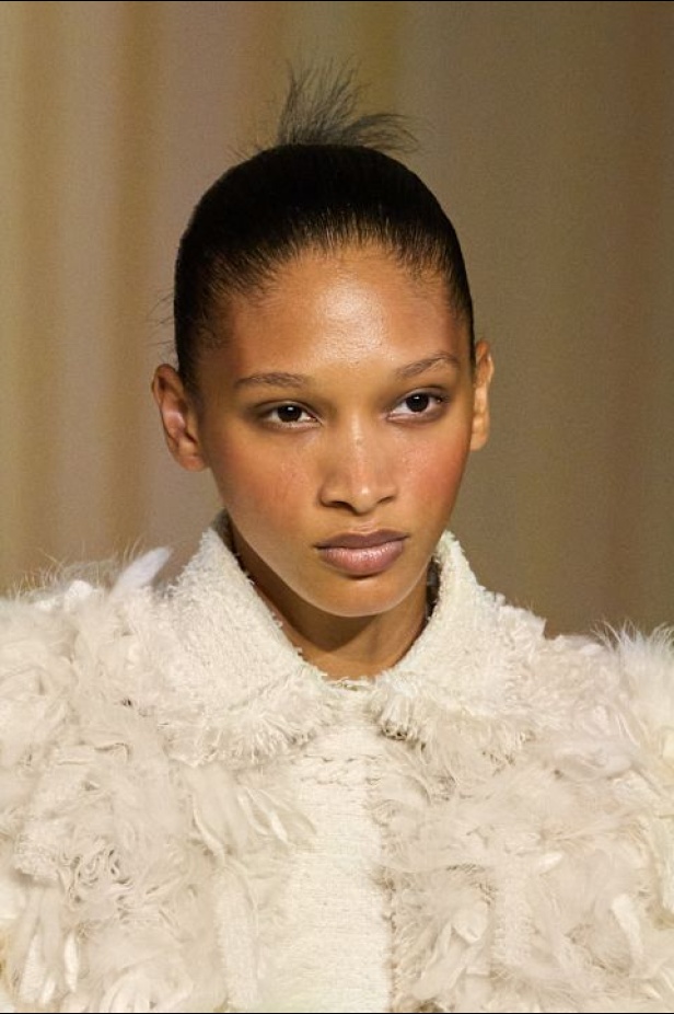 مجموعة Chanel للأزياء الراقية لموسم خريف وشتاء 2025-2026