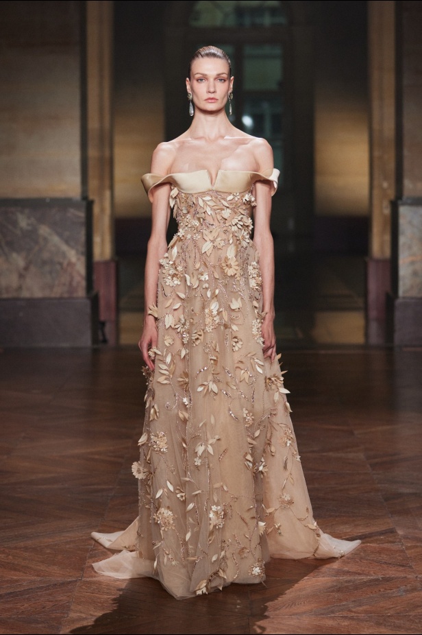 مجموعة جورج حبيقة "النظام الجديد" لخريف وشتاء 2025-2026.. عندما ينتصر الجمال على الفوضى (فيديو)