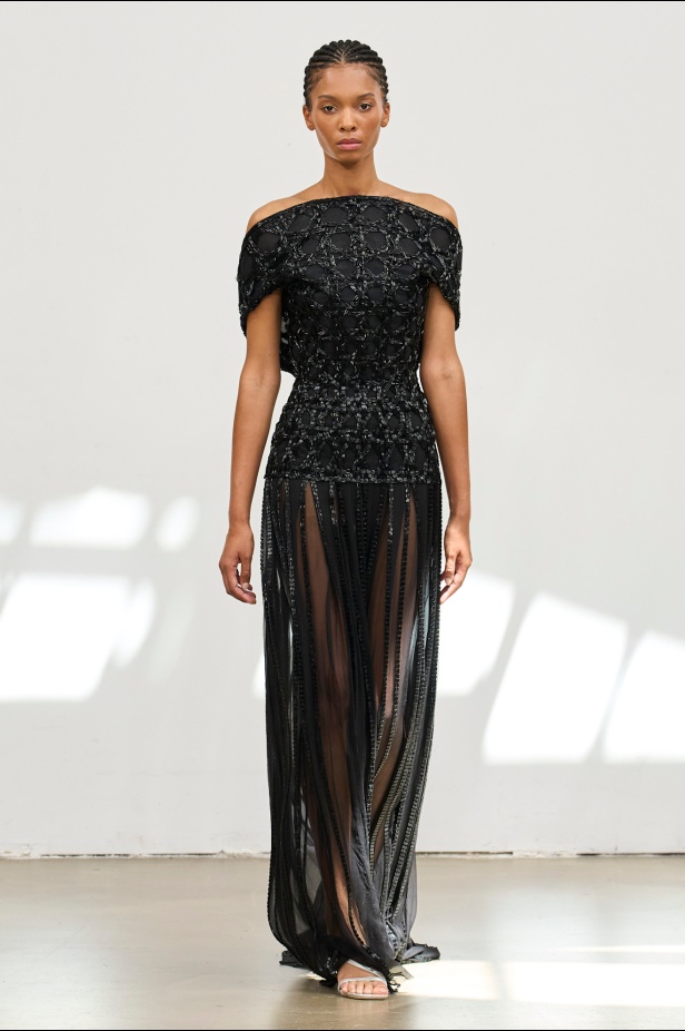 "حين تمشي دمشق على خشبة باريس"... رامي العلي يتحدّث لـ"هي" عن مجموعته لخريف وشتاء 2025 للأزياء الراقية: تقدير كبير ومسؤولية مضاعفة (فيديو)