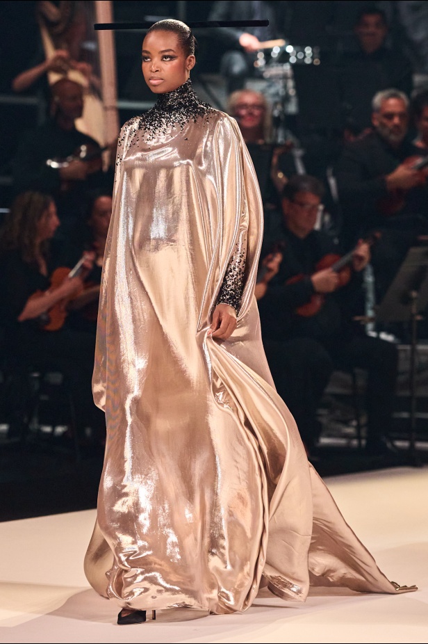 مجموعة Stephane Rolland للخياطة الراقية لخريف وشتاء 2025-2026