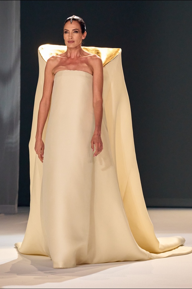 مجموعة Stephane Rolland للخياطة الراقية لخريف وشتاء 2025-2026