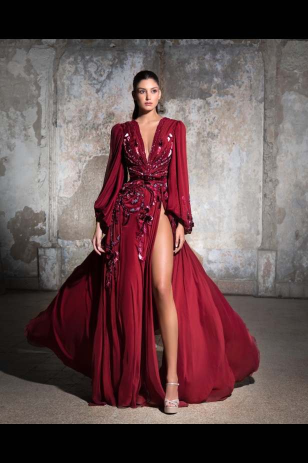 مجموعة زياد نكد للأزياء الفاحرة لخريف وشتاء 2026-2025... كنز ينبض بالأناقة ويحتفي بالإرث (فيديو) 