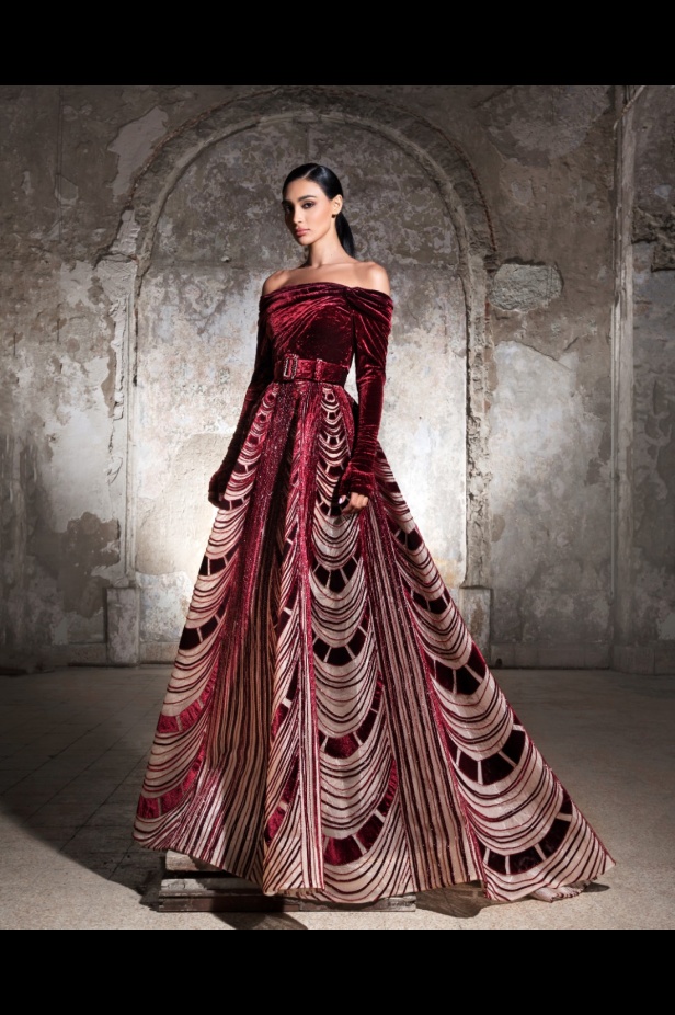 مجموعة زياد نكد للأزياء الفاحرة لخريف وشتاء 2026-2025... كنز ينبض بالأناقة ويحتفي بالإرث (فيديو) 