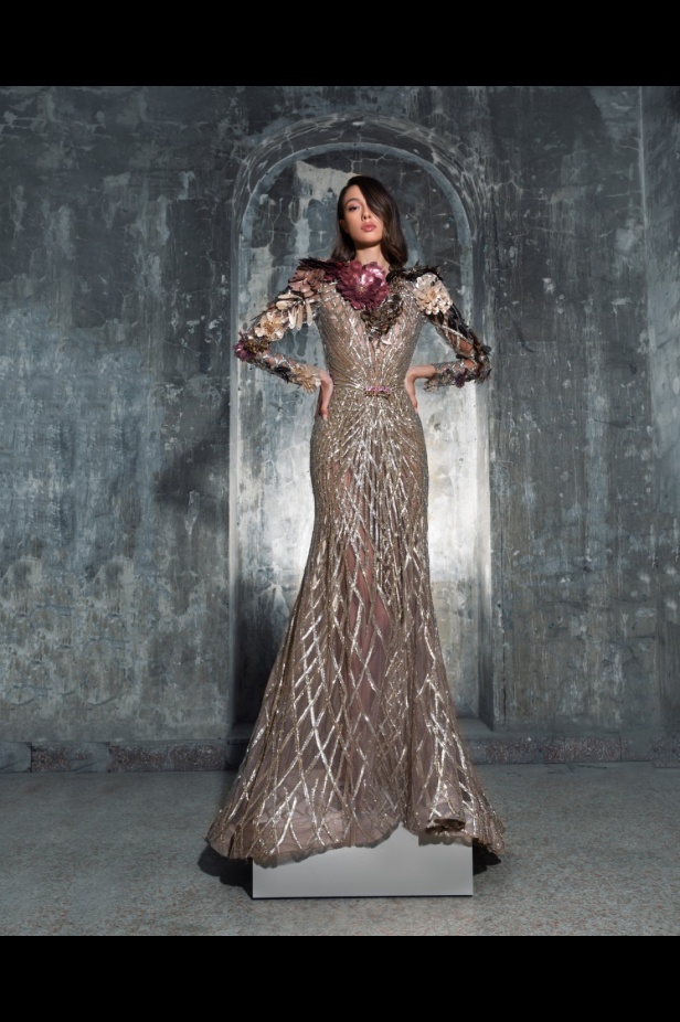 مجموعة زياد نكد للأزياء الفاحرة لخريف وشتاء 2026-2025... كنز ينبض بالأناقة ويحتفي بالإرث (فيديو) 