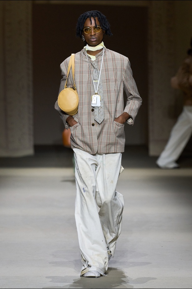 مجموعة كوتش لربيع 2026 تجسّد روح نيويورك وتناقضاتها الفريدة