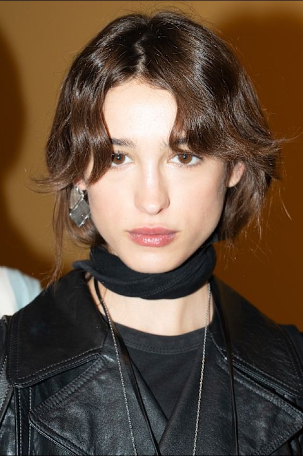 مجموعة كوتش لربيع 2026 تجسّد روح نيويورك وتناقضاتها الفريدة