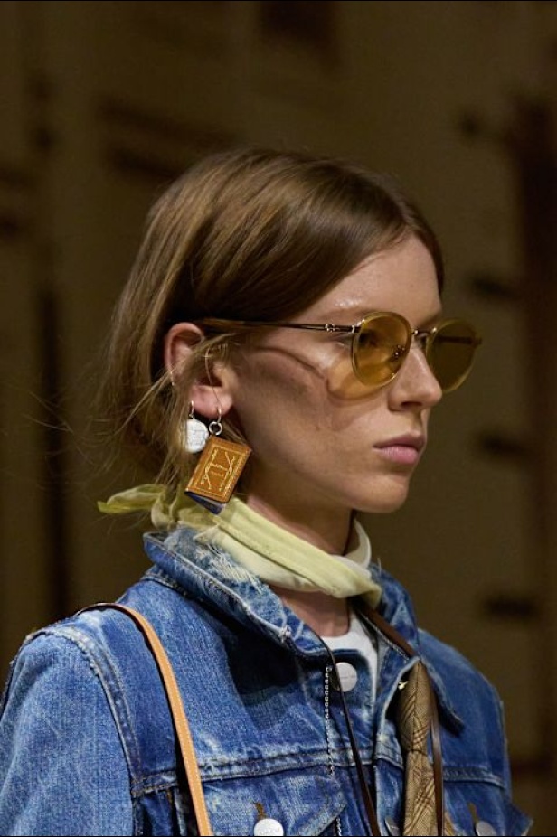 مجموعة كوتش لربيع 2026 تجسّد روح نيويورك وتناقضاتها الفريدة