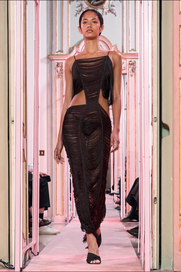 مجموعة Elisabetta Franchi لربيع 2026