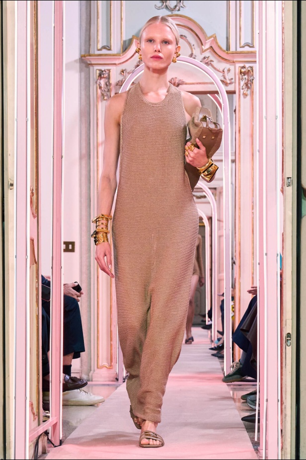 مجموعة Elisabetta Franchi لربيع 2026