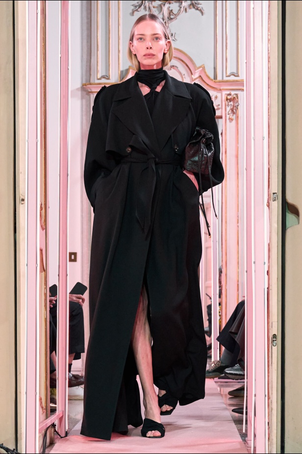 مجموعة Elisabetta Franchi لربيع 2026