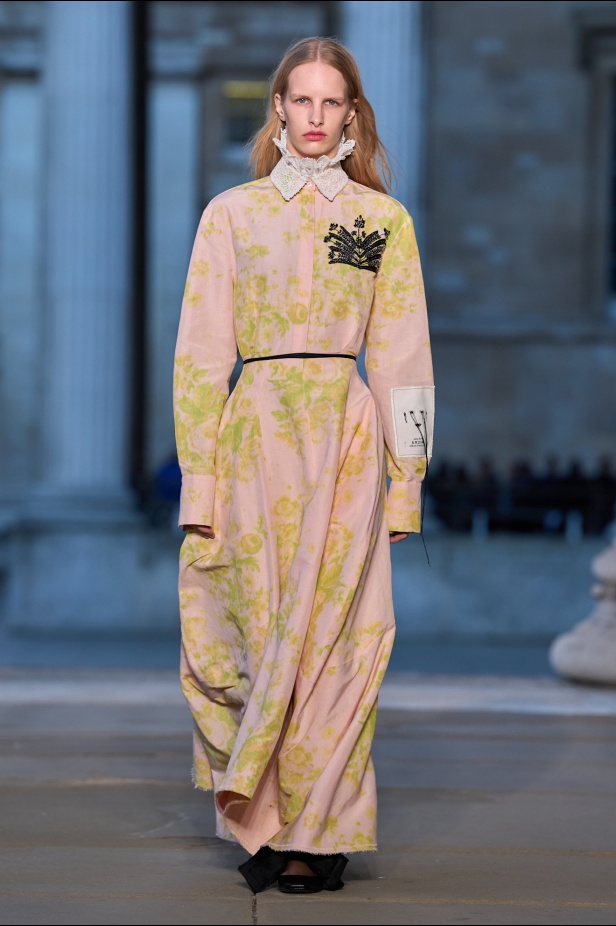 الطبعات عنوان مجموعة Erdem لربيع 2026