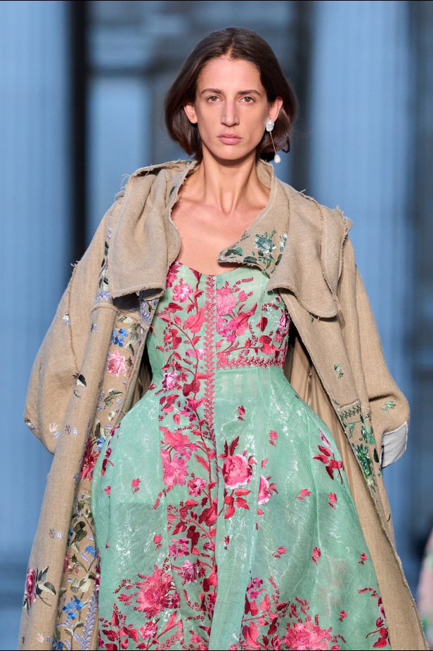 الطبعات عنوان مجموعة Erdem لربيع 2026