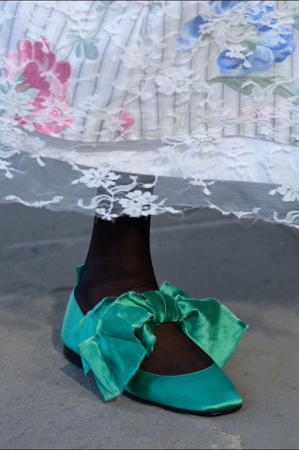 الطبعات عنوان مجموعة Erdem لربيع 2026