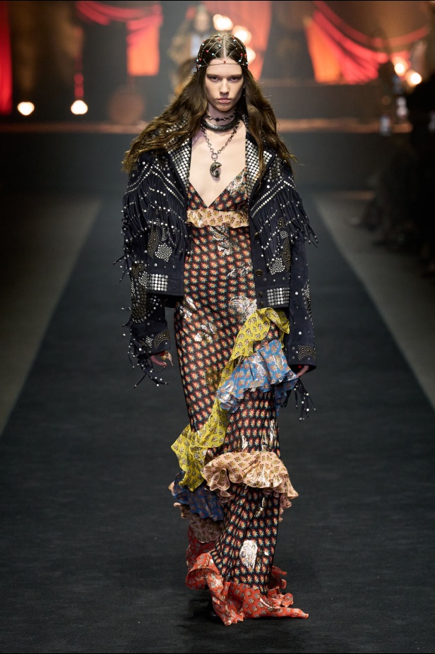 مجموعة Etro لربيع وصيف 2026