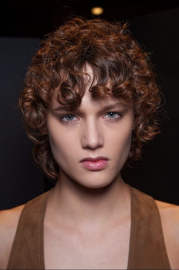 مجموعة Ferragamo تعود إلى حقبة العشرينيات بلمسة عصرية متجددة